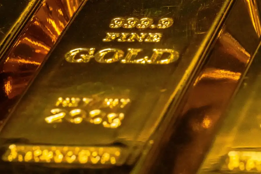 Ready to Strike Gold? A Beginner’s Guide to Gold Investment